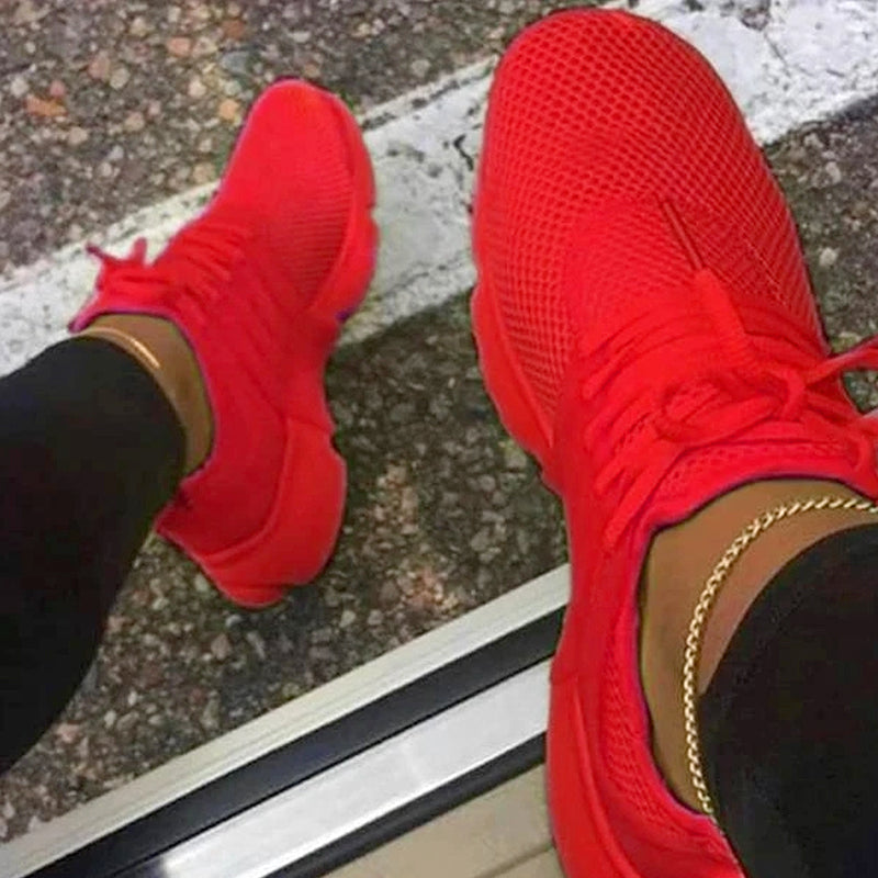 ELEGANT AND WATERPROOF COMFY SNEAKERS