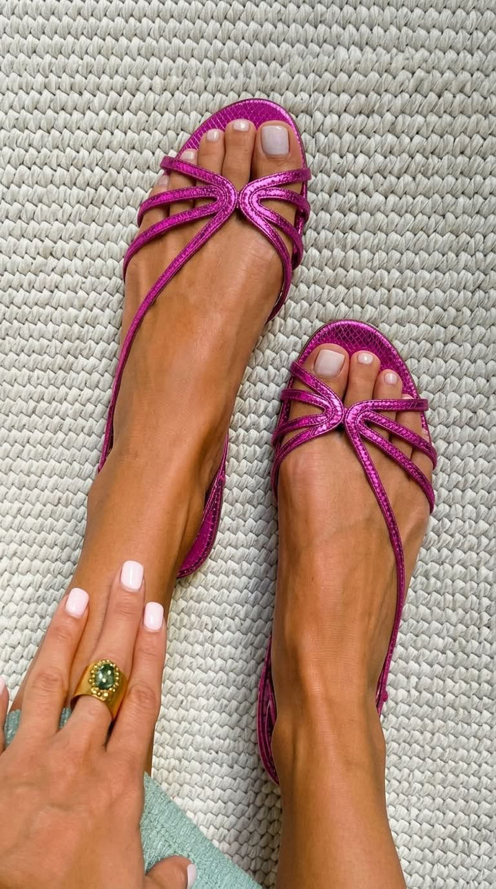 Serafina | Golden Sandals Summer Essence