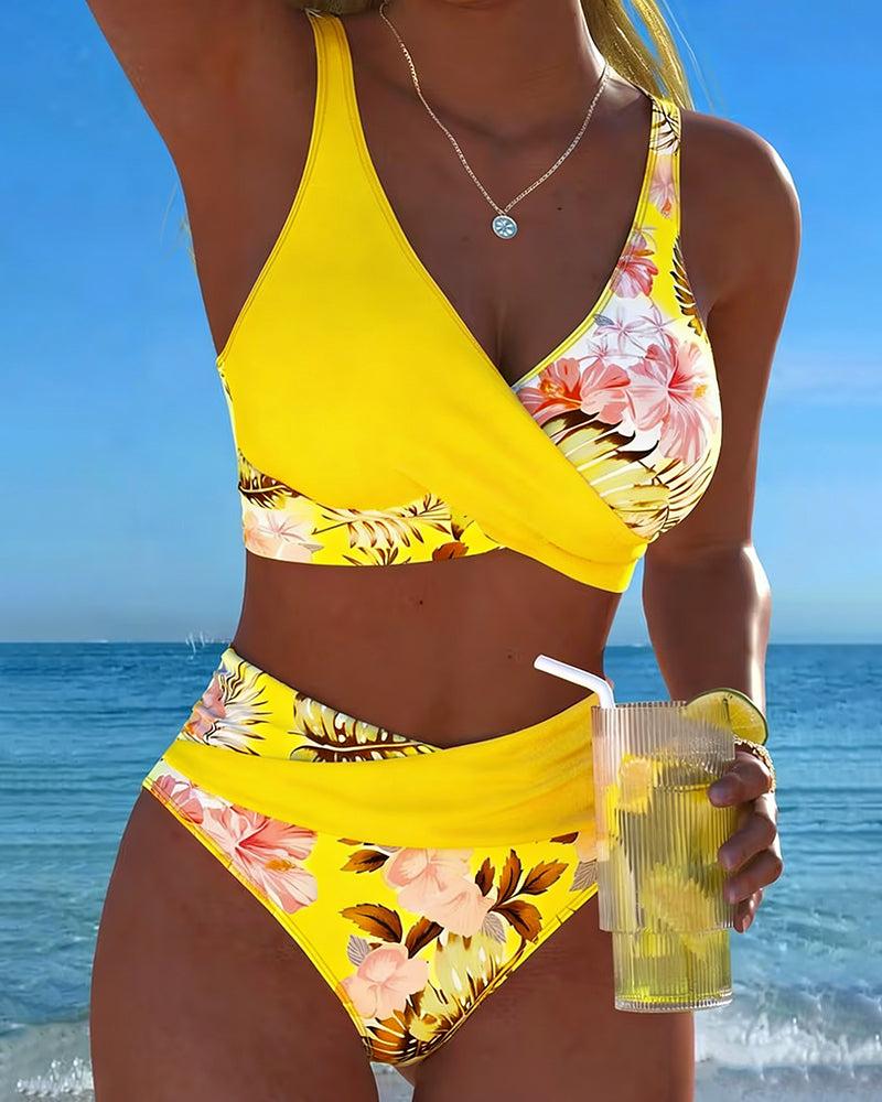 Jolina™ | Floral Contrast Split Bikini