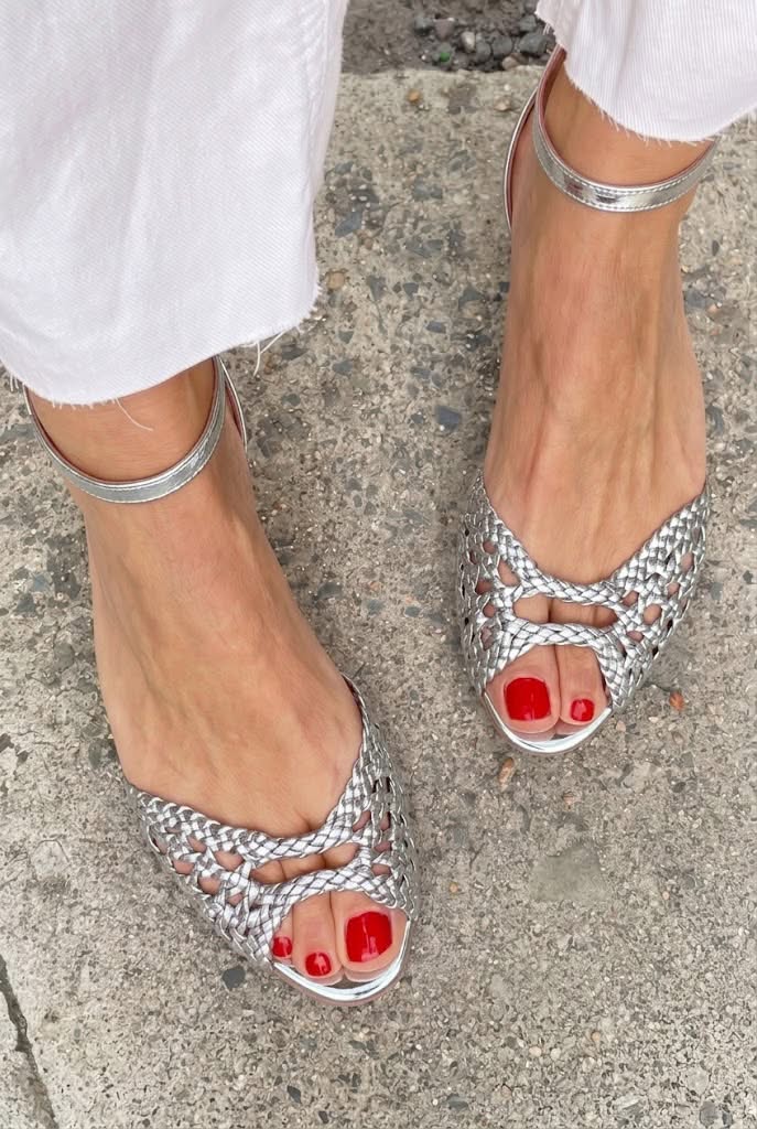 Isadora | Woven Gold Sandals