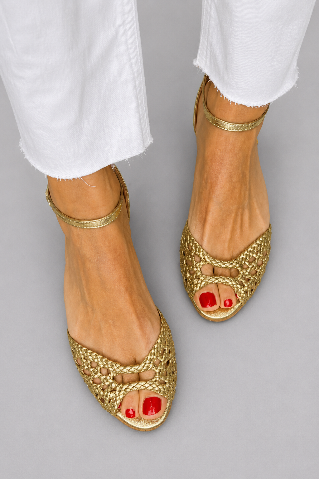 Isadora | Woven Gold Sandals