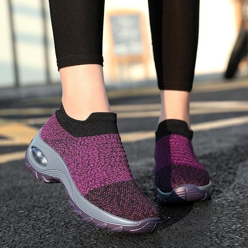 PREMIUM SNEAKERS WITH ARCH SUPPORT