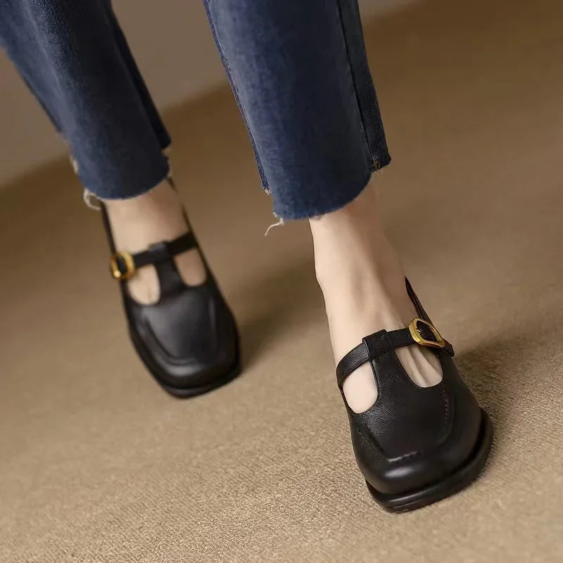 Ysolenne | T-Strap