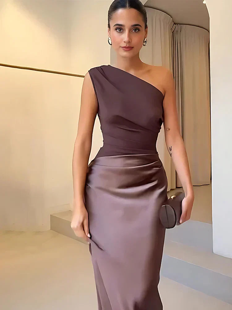 Ashley | Maxi Dress with a Guilt in Satin