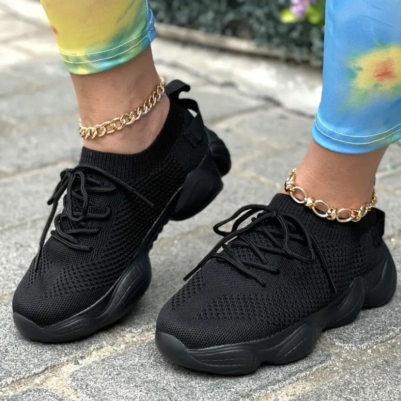 ELEGANT AND WATERPROOF COMFY SNEAKERS