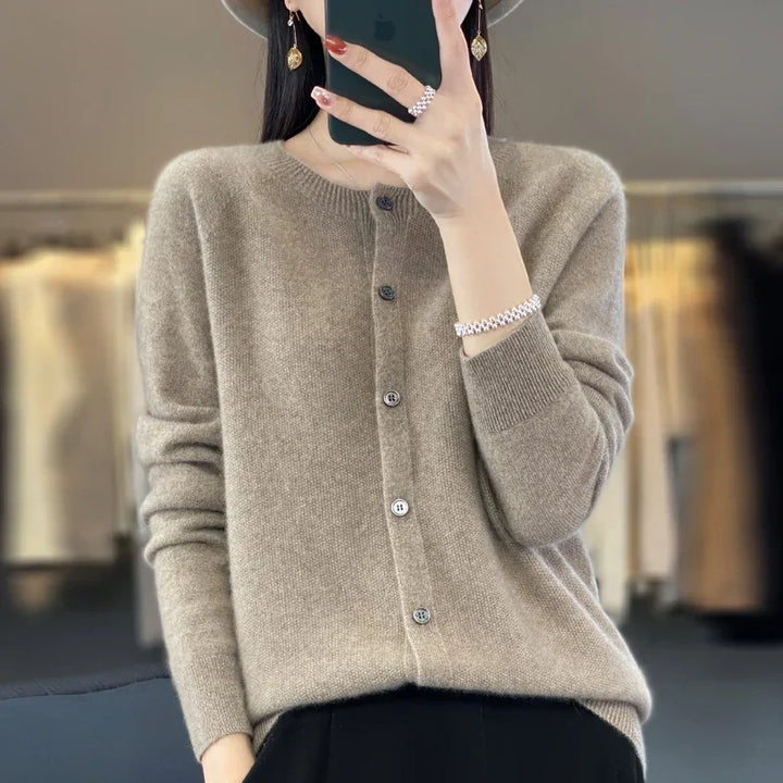 Vera | Buttoned Cardigan