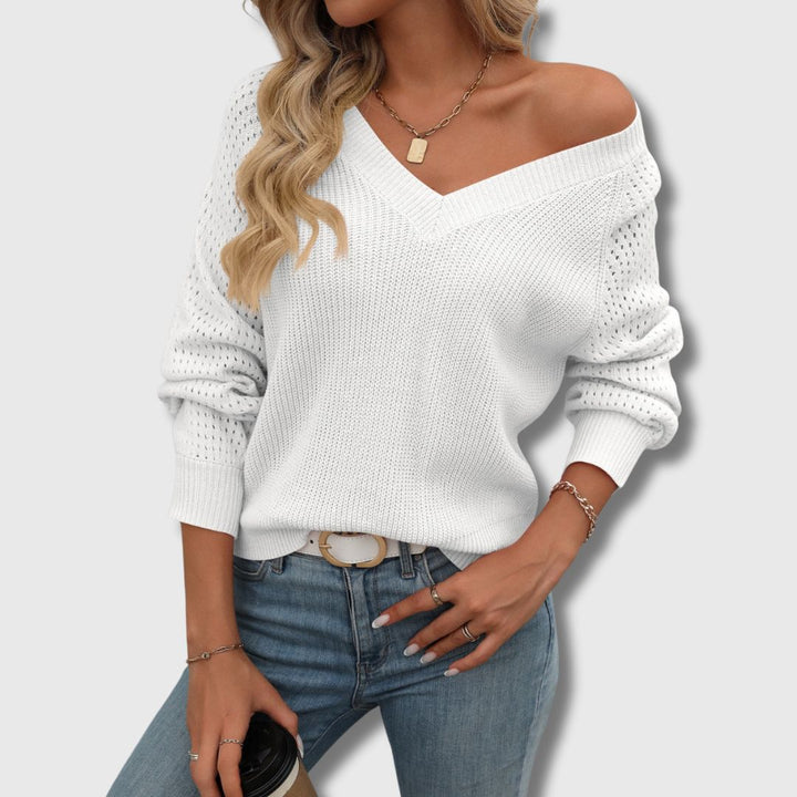 Jade | Elegant V-Neck Sweater