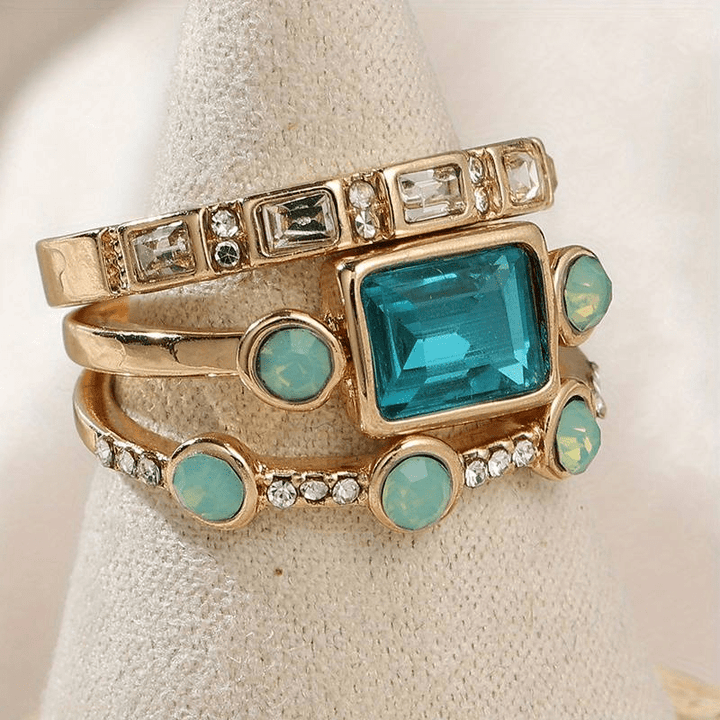Caelia | Vintage Blue Crystal Ring